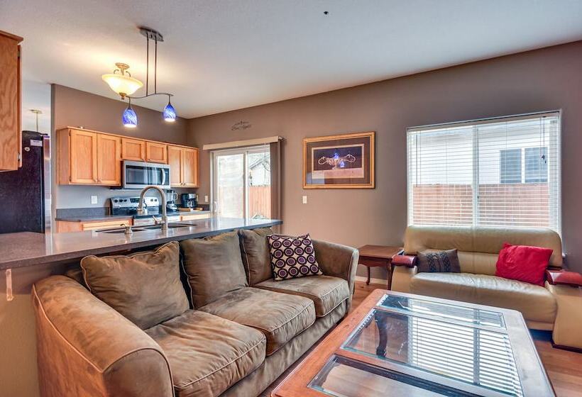 Charming Beaverton Retreat ~ 12 Mi To Downtown!