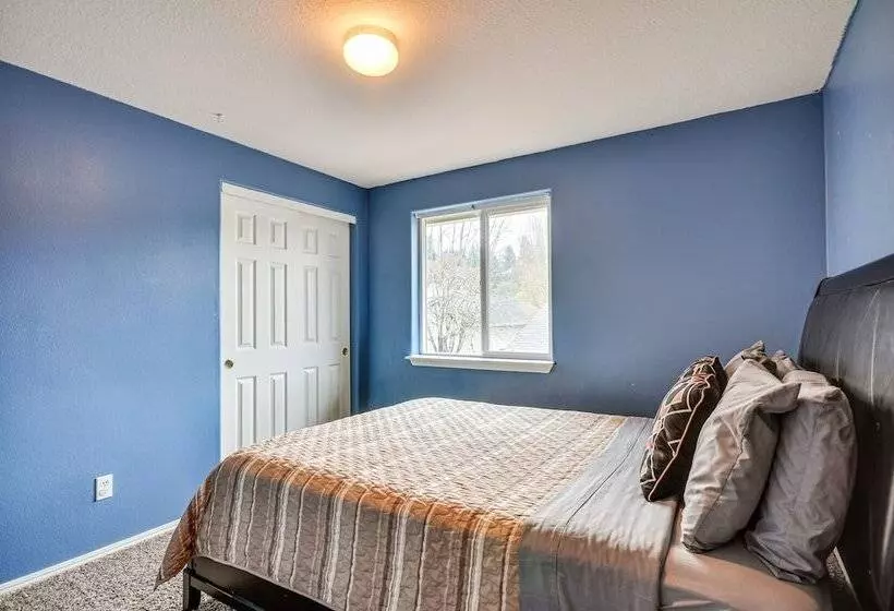 Charming Beaverton Retreat ~ 12 Mi To Downtown!