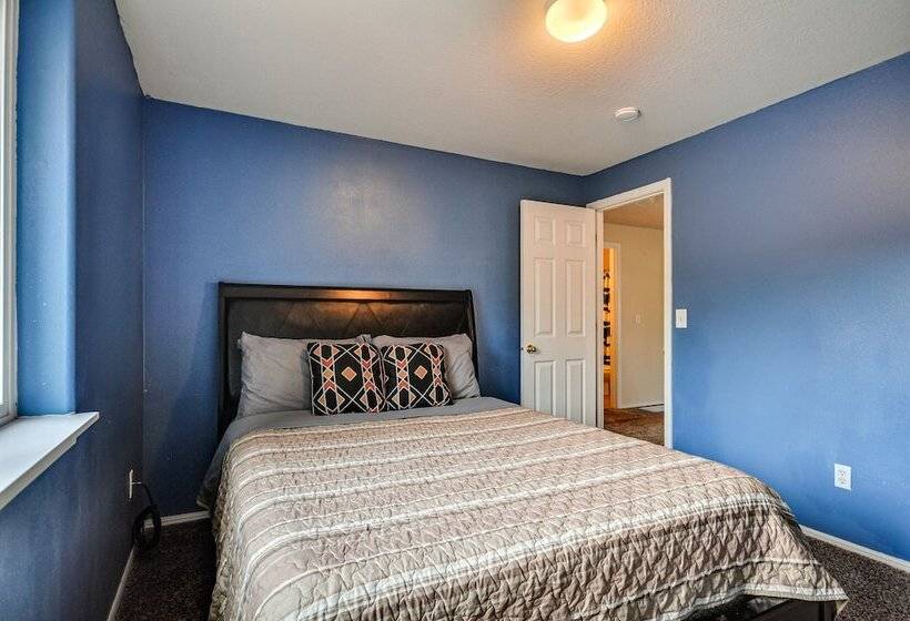 Charming Beaverton Retreat ~ 12 Mi To Downtown!