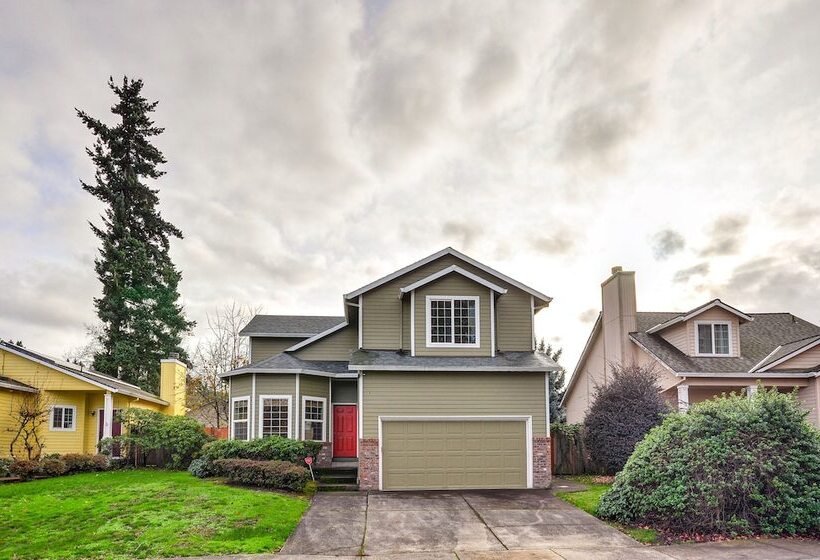 Charming Beaverton Retreat ~ 12 Mi To Downtown!