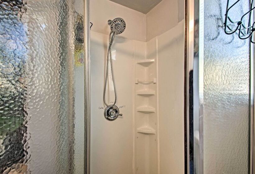 Charming Central Lynchburg Hideout W/ Patio!