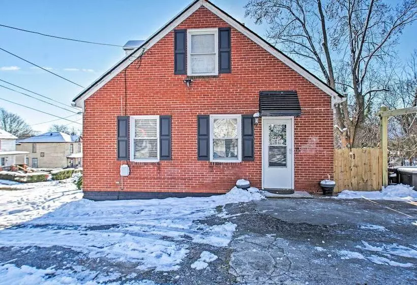 Charming Central Lynchburg Hideout W/ Patio!