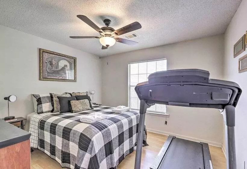 Charming Stockbridge Home: 23 Mi To Atlanta!