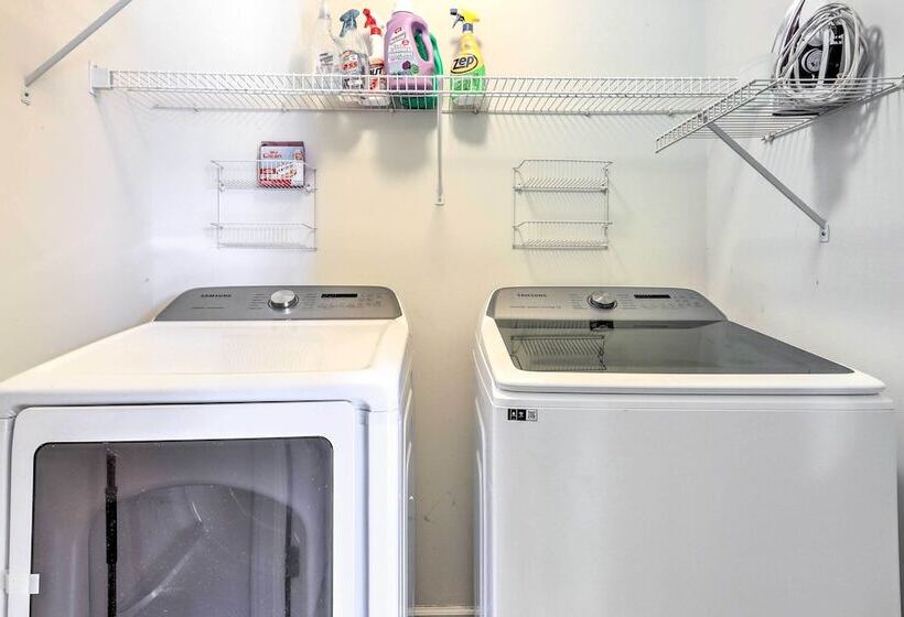 Charming Stockbridge Home: 23 Mi To Atlanta!