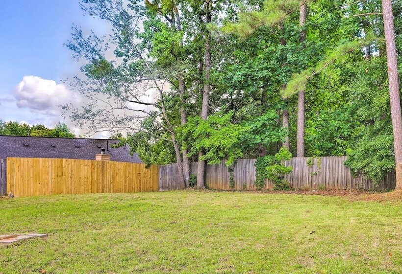 Charming Stockbridge Home: 23 Mi To Atlanta!