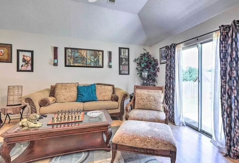 Charming Stockbridge Home: 23 Mi To Atlanta!