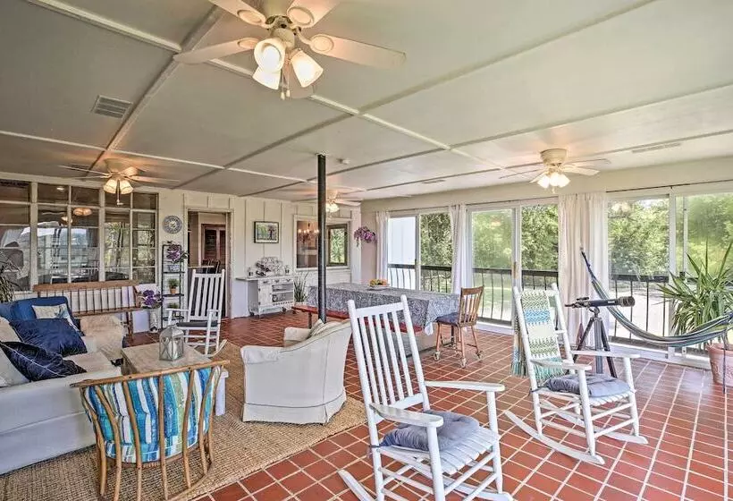 Charming Summerville Home W/ Yard & Sunroom!