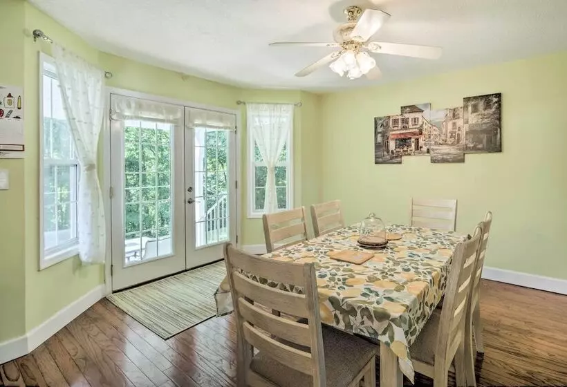 Charming Trenton Home W/ Mtn Views & Patio!