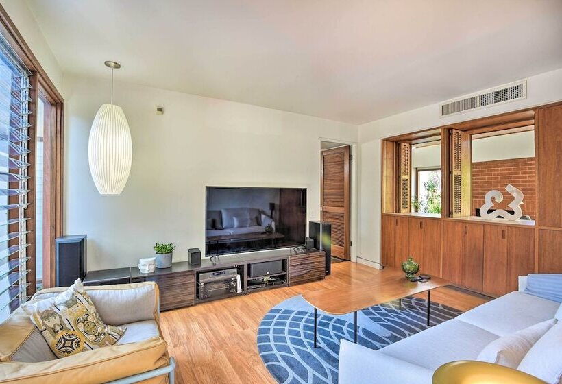 Chic Mid Century La Home W/ Hot Tub & Office