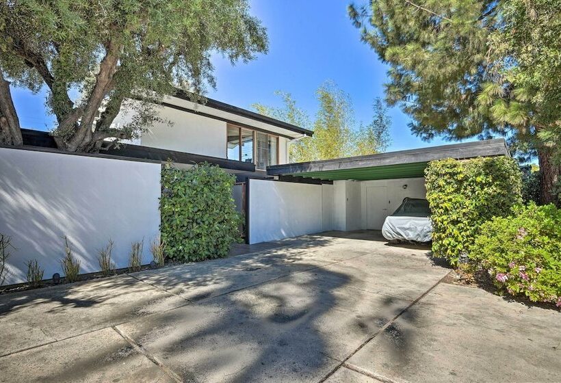 Chic Mid Century La Home W/ Hot Tub & Office