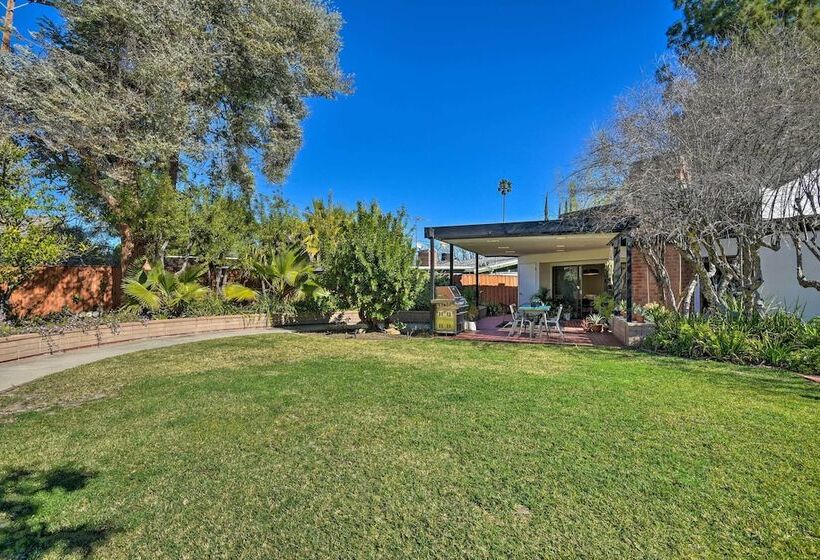 Chic Mid Century La Home W/ Hot Tub & Office