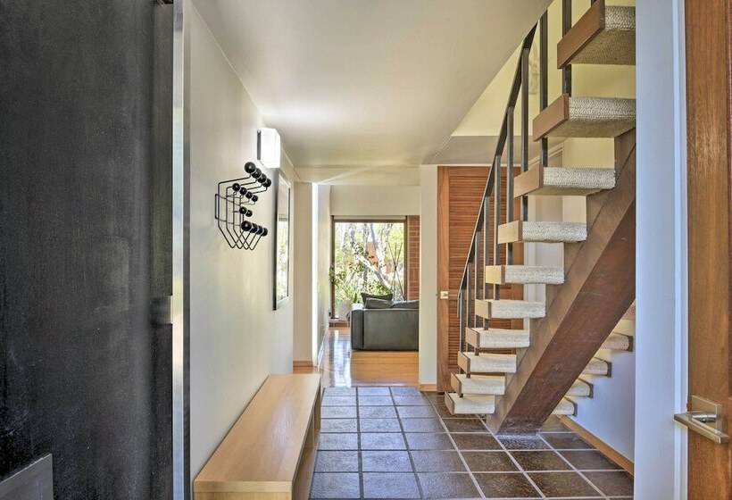 Chic Mid Century La Home W/ Hot Tub & Office