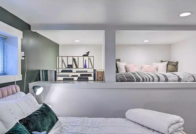 3 Mi To Dtwn Seattle: Queen Anne Apartment!