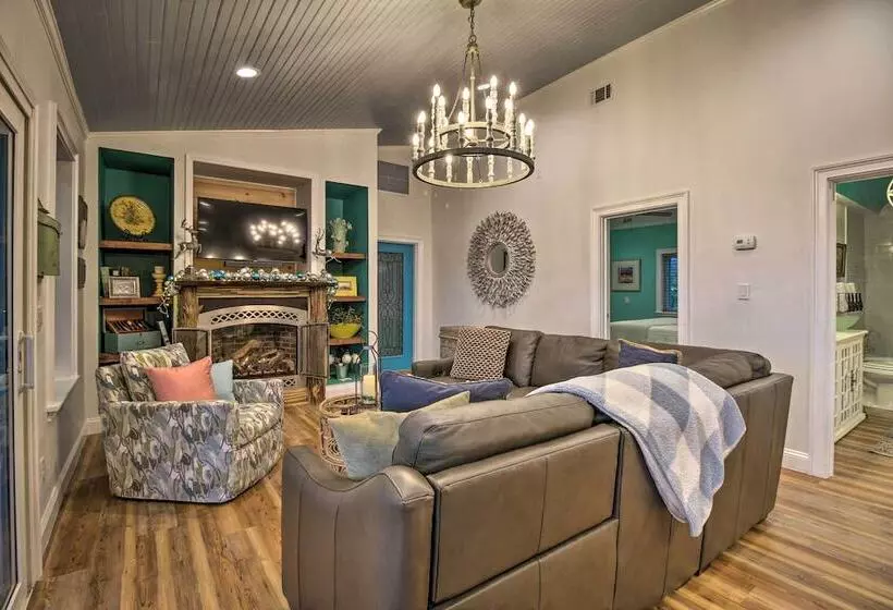 Colonels Island Haven: Panoramic Water Views