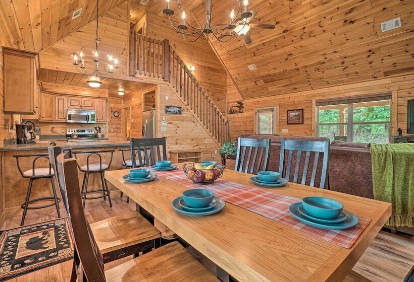 Cozy Cabin Living By Lake Chatuge W/ Covered Patio