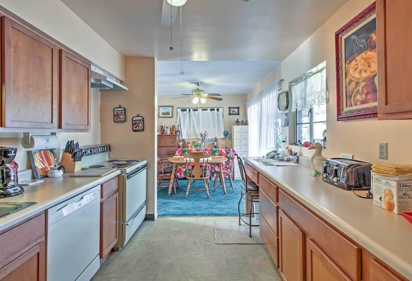 Cozy Tucson House W/ Patio & Catalina Mtn Views!