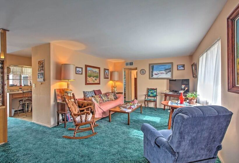 Cozy Tucson House W/ Patio & Catalina Mtn Views!