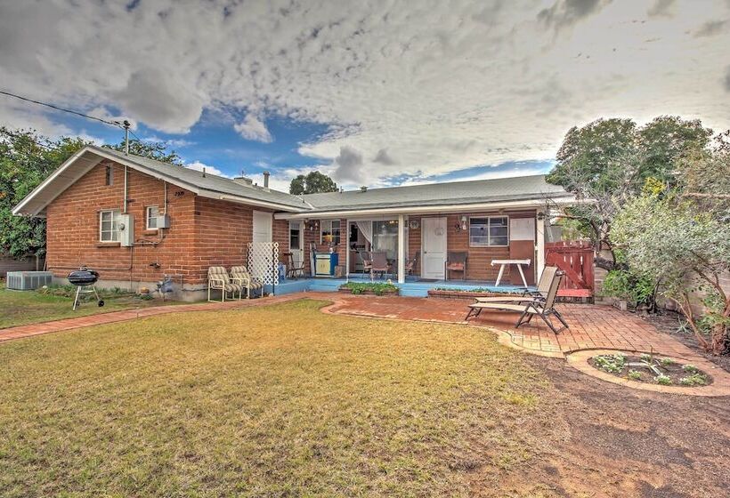Cozy Tucson House W/ Patio & Catalina Mtn Views!