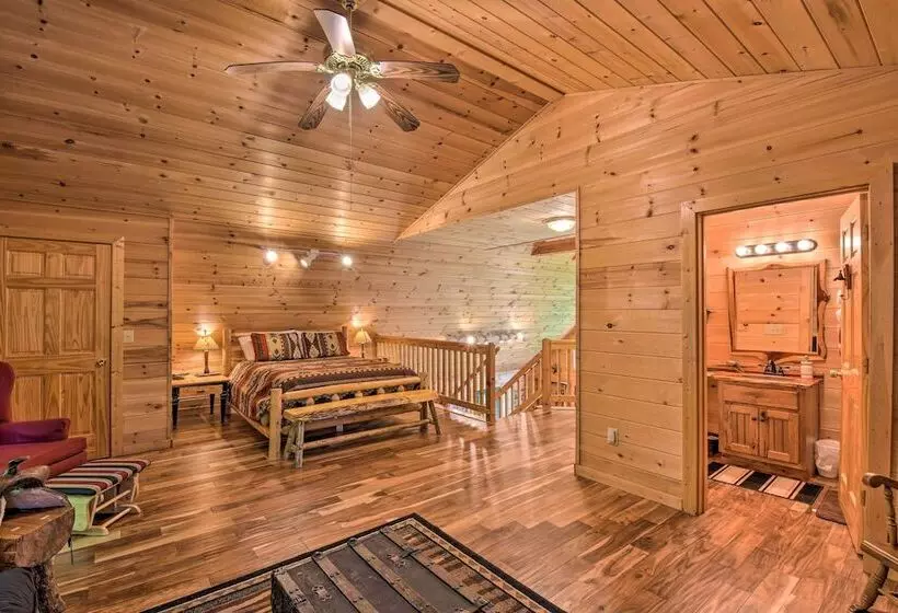 Dreamy Ellijay Resort Cabin W/ Game Room & Decks!