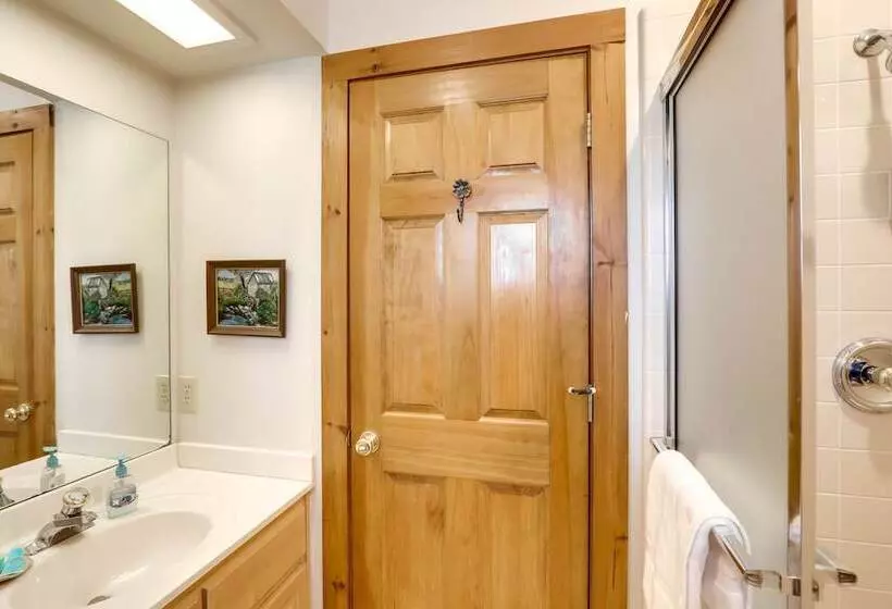 Family Friendly Jasper Cabin With Deck!