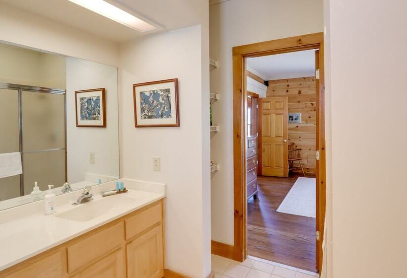 Family Friendly Jasper Cabin With Deck!