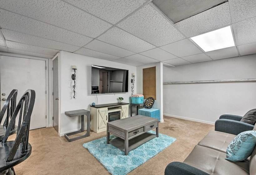 Family Friendly Marietta Home W/ Yard & Porch