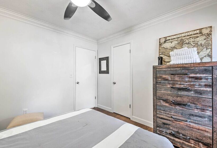 Family Friendly Marietta Home W/ Yard & Porch