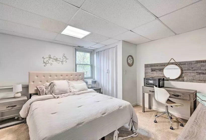 Family Friendly Marietta Home W/ Yard & Porch