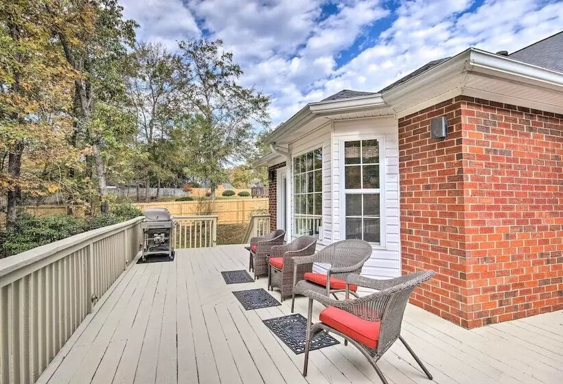 Gorgeous Evans Retreat < 14 Mi To Augusta!