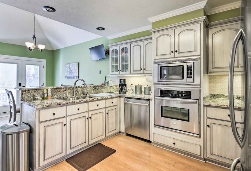 Gorgeous Evans Retreat < 14 Mi To Augusta!