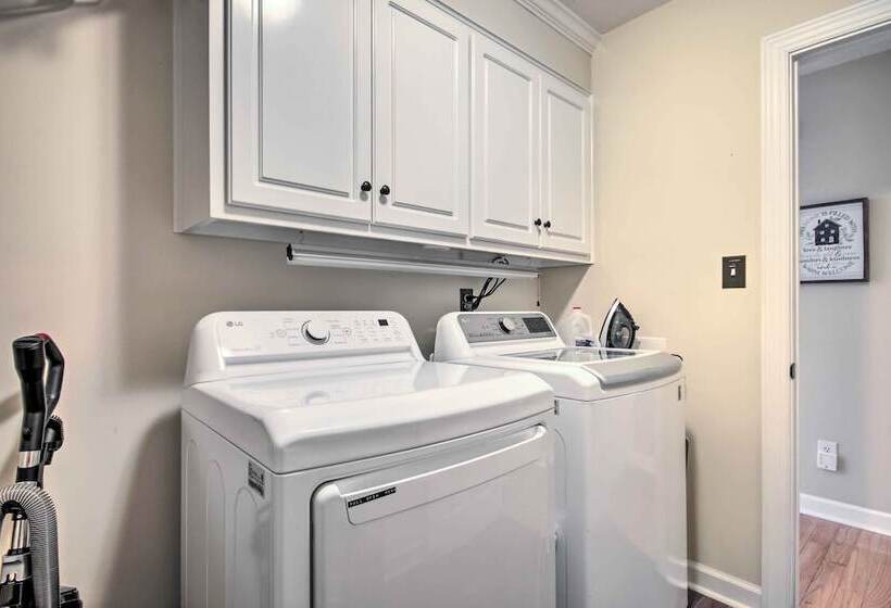 Gorgeous Evans Retreat < 14 Mi To Augusta!