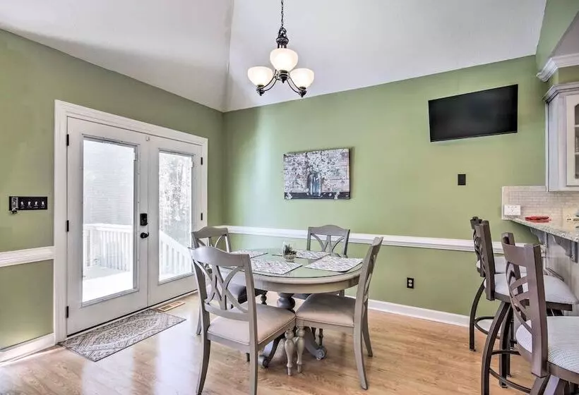 Gorgeous Evans Retreat < 14 Mi To Augusta!