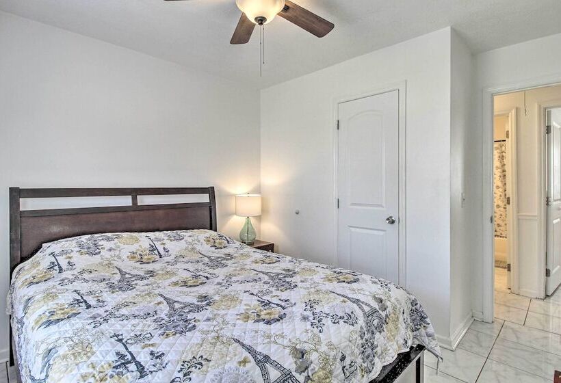 Home ~ 7 Miles To Savannah Historic District!