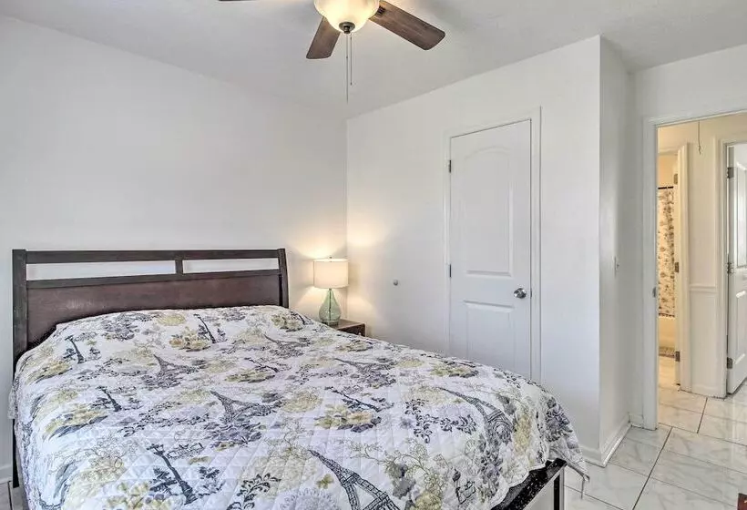 Home ~ 7 Miles To Savannah Historic District!