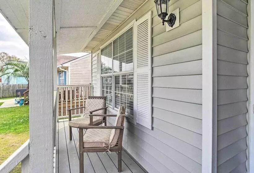 Home ~ 7 Miles To Savannah Historic District!