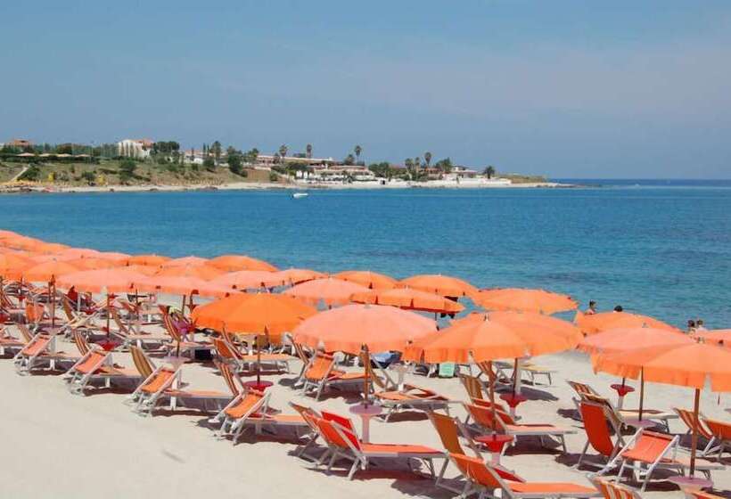 Хостел Villaggio Club Dolomiti Sul Mare