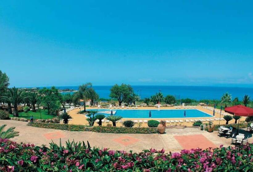 Хостел Villaggio Club Dolomiti Sul Mare