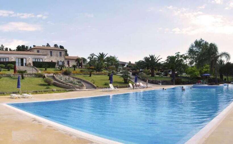 Хостел Villaggio Club Dolomiti Sul Mare