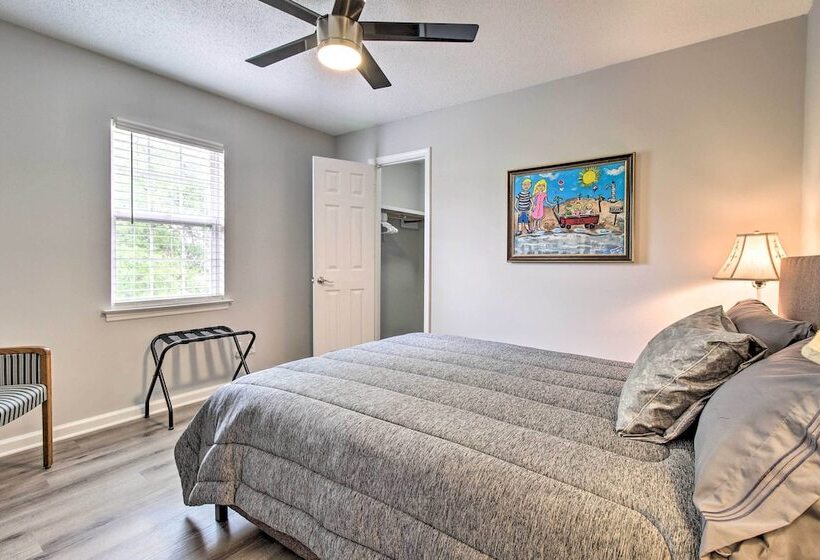 Ideally Located Luxe Beach House On Tybee Island