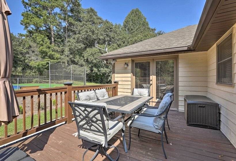 Inviting Duluth House W/ Deck 22 Mi To Atl!