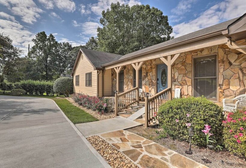 Inviting Duluth House W/ Deck 22 Mi To Atl!