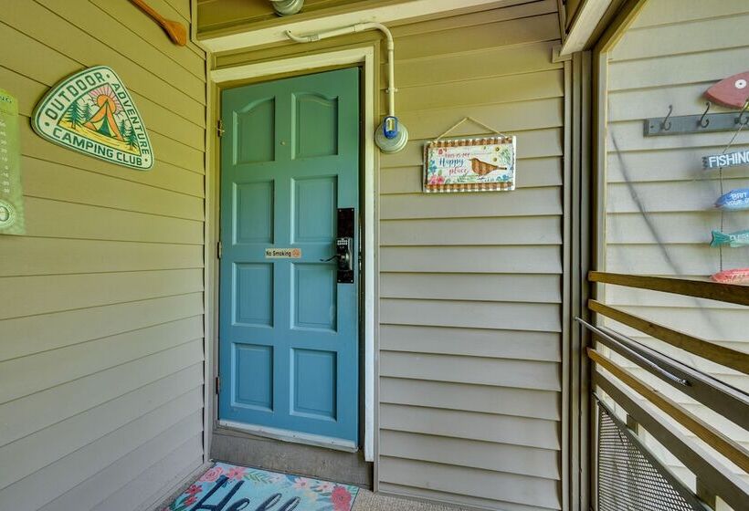 Lake Sinclair  Crooked Creek Cottage  W/ Fire Pit!