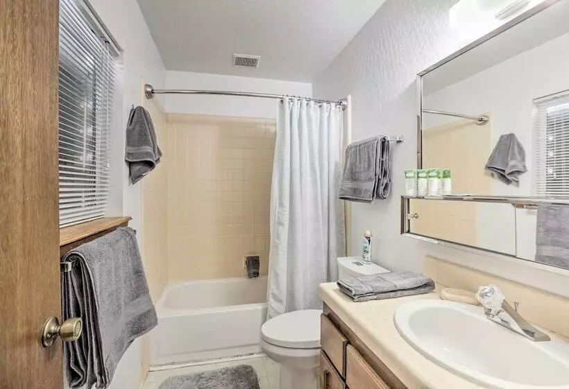 Lake Tahoe Mountain Retreat: 1 Mi To Heavenly Lift