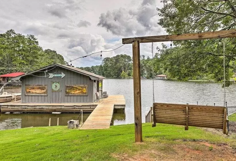 Lakeside Living: Sparta Retreat W/ Game Room!