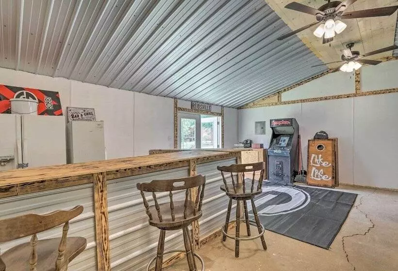 Lakeside Living: Sparta Retreat W/ Game Room!