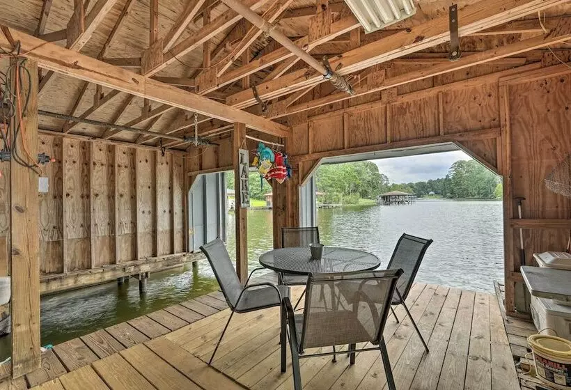 Lakeside Living: Sparta Retreat W/ Game Room!