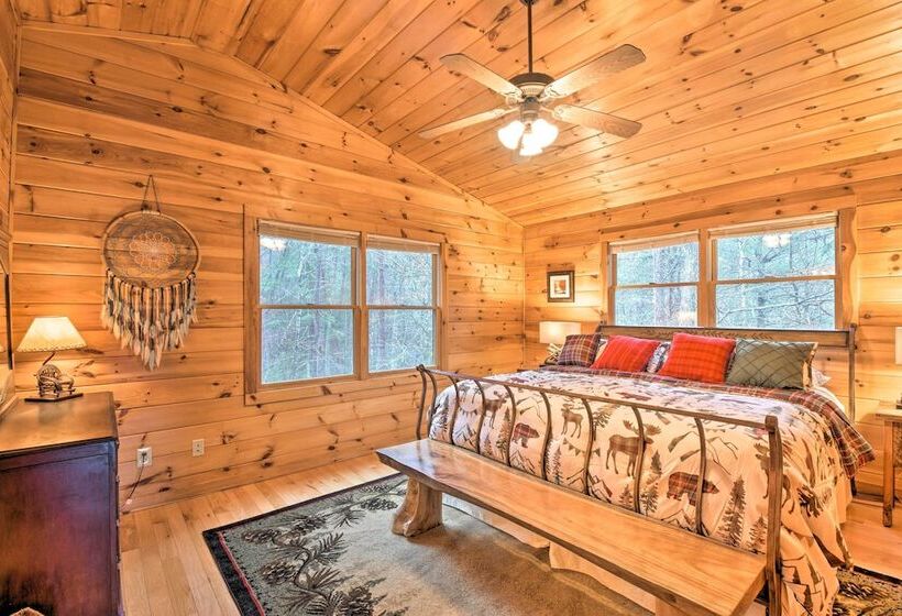 Long Pine Ridge  Cabin W/ Luxury Amenities!
