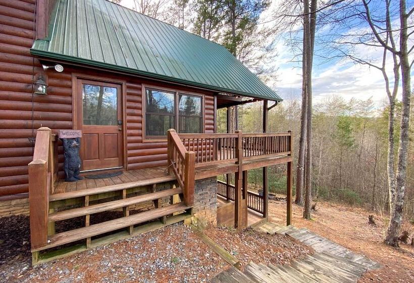 Long Pine Ridge  Cabin W/ Luxury Amenities!