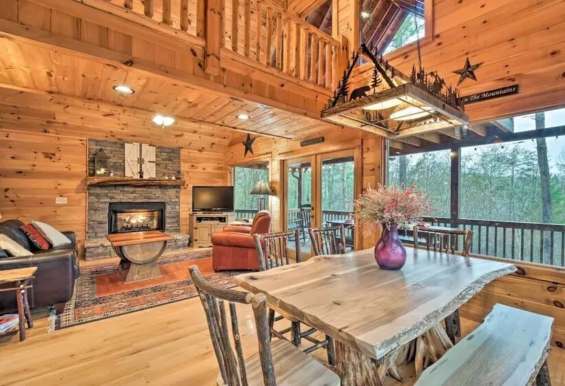 Long Pine Ridge Cabin W/ Luxury Amenities!