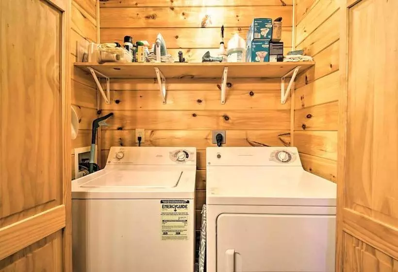 Long Pine Ridge Cabin W/ Luxury Amenities!
